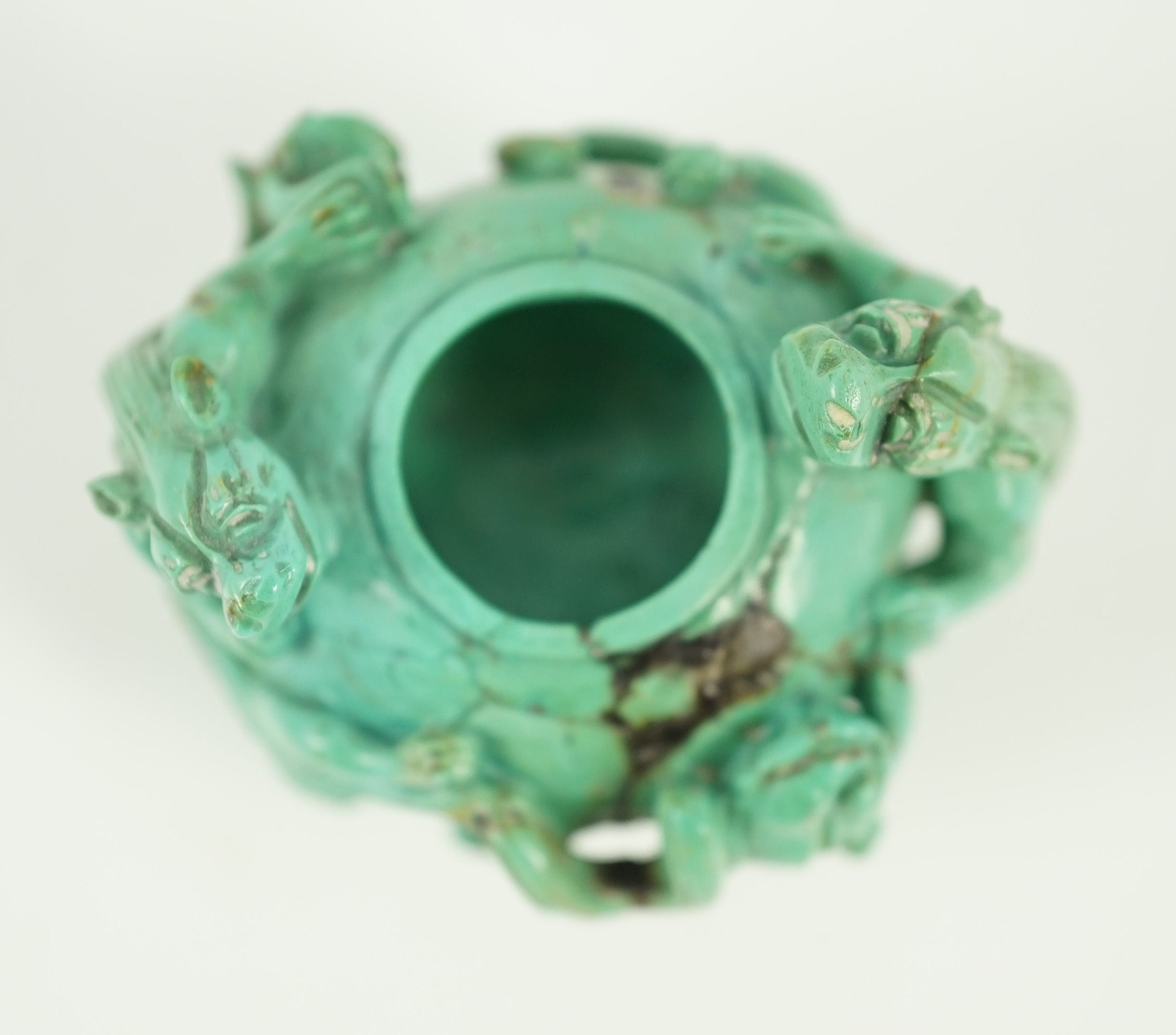 A small Chinese turquoise matrix waterpot, 18th/19th century 5.3 cm wide